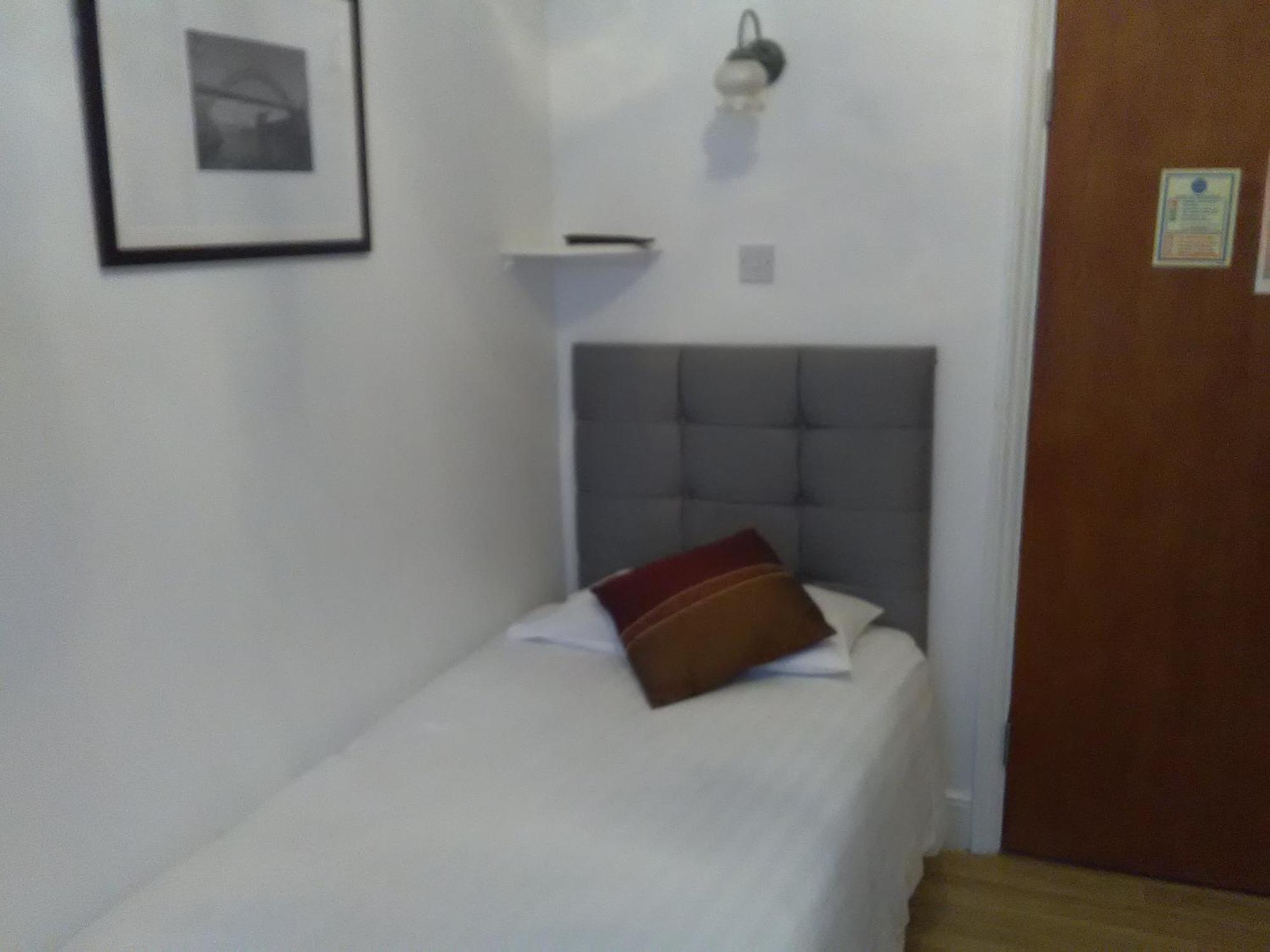 Clifton Hotel Newcastle الغرفة الصورة